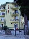 hotel_img